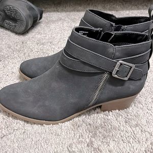 ana ankle boots brand new never worn